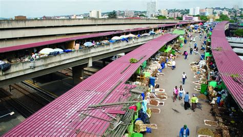 STREET TRADE AT WARWICK JUNCTION The City At Eye Level