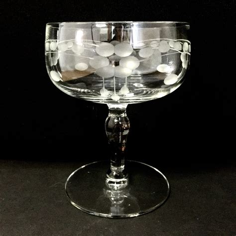 1940s Etched Art Deco Coupe Glasses Raising The Bar