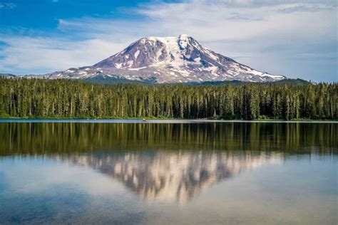 Lake Camping in Washington: 22 Amazing Lakes You Can Camp On - Beyond The Tent