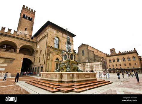 Piazza Nettuno Bologna Italy Stock Photo Alamy