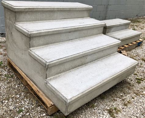 Midwest Precast | Stairs and Steps