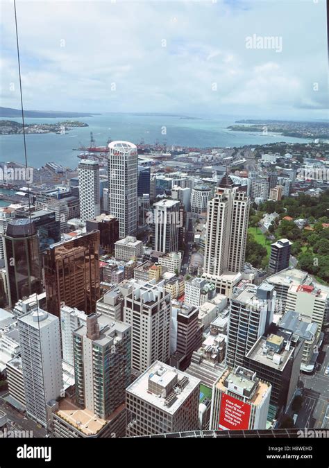 Sky Tower Auckland Aussichtsgalerie Fotos Und Bildmaterial In Hoher