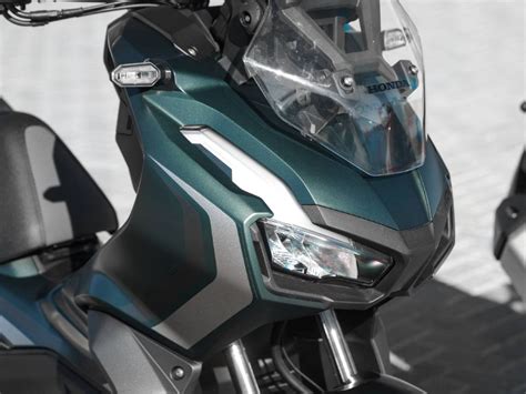 Honda ADV 150 2024 ganha nova cor verde fosco veja preço e fotos MOTOO