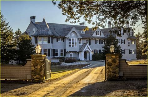 Look Inside John Travolta's Mansion in Maine, Which He's Selling for $5 ...