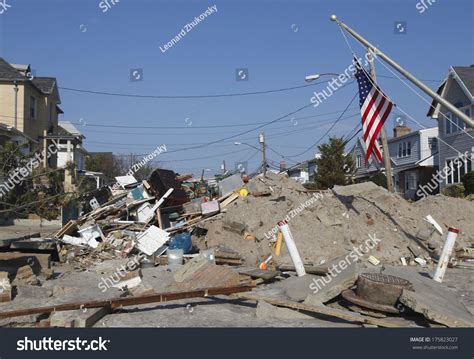 Far Rockaway Ny November 11 Destroyed Beach House In The Aftermath