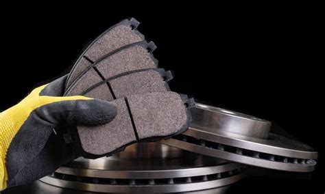 11 Best Brake Pads For Towing Ensure Your Safety With This Items