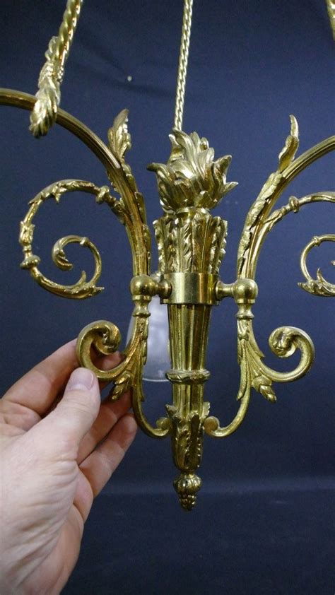 Proantic Lustre De Style Louis Xvi Au Flambeau En Bronze Dor Et Ver