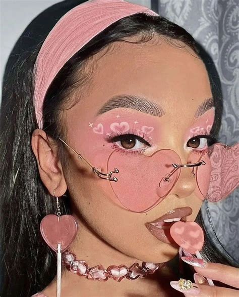 Pink Lollipop Inspired Makeup Look Creative Eye Makeup Eye Makeup