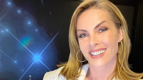 Meus 43 anos marcam uma fase de renovação celebra Ana Hickmann em