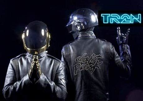 Watch The New Tron Legacy Trailer With Daft Punk S Score Attached