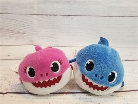 Pinkfong Baby Shark Plush Set of Two Pink and Blue 4inch No Sound ...