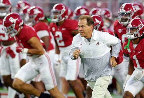 Alabama Football Team Ate An Alligator On Tuesday Night The Spun