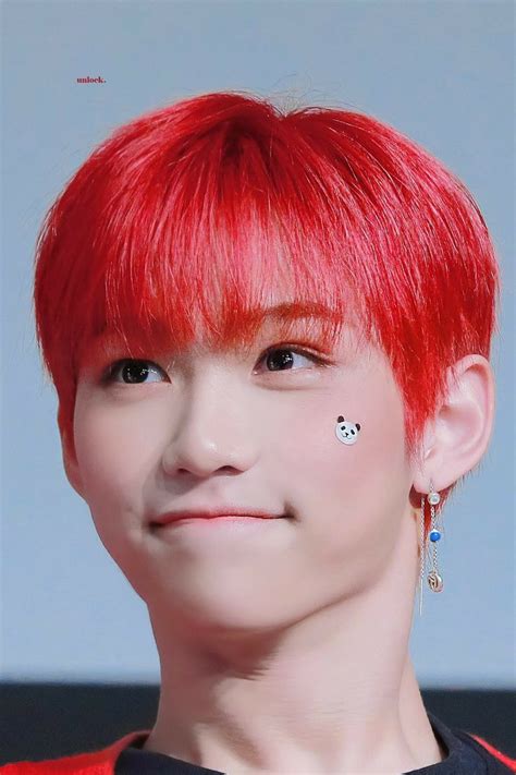 Lee Felix Freckles - Stray Kids (@realstraykids) • Fotos Y Videos De ...