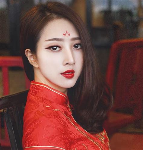 hot girl Hải Phòng gây bão vì quá đẹp và gợi cảm