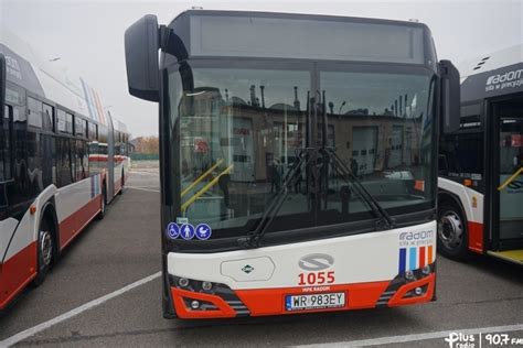 Autobusem na cmentarz komunikacja na Wszystkich Świętych