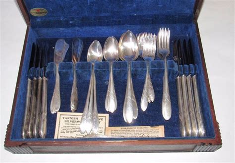 Vintage Set 1932 Lady Hamilton Community Plate Silverware In Wood Chest 57 Piece -- Antique ...