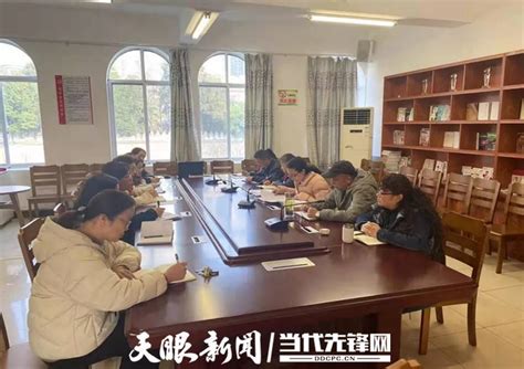 南明区委老干部局学习贯彻全国老干部工作“双先”表彰大会精神 服务 习近平 离退休