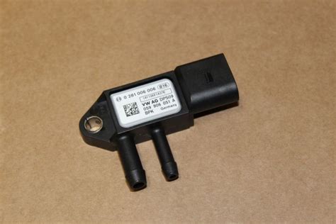 SENSOR 059906051A New Genuine Part Deutsche Parts