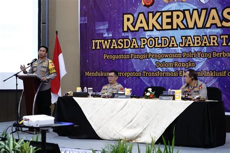 KAPOLDA JABAR BUKA RAKERWAS ITWASDA POLDA JABAR TAHUN ANGGARAN 2024