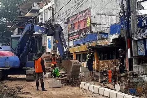 Dinas PUPR Batu Pastikan Pembangunan Pedestrian Dan Pelebaran Jalan