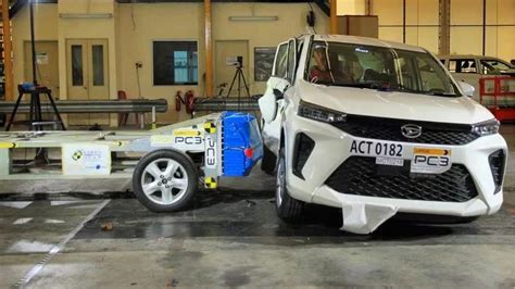 Dalam Uji Keselamatan ASEAN NCAP Rating Daihatsu Xenia Cuma Tiga