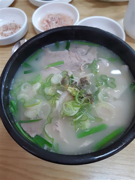 부산영도구 연창돼지국밥 영도 중리 맛집 Old Town