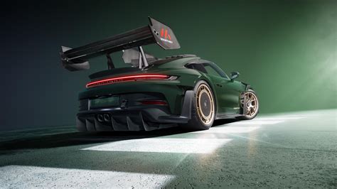 Video Porsches Motorsport Experts Take The 911 Gt3 Rs To Another Level