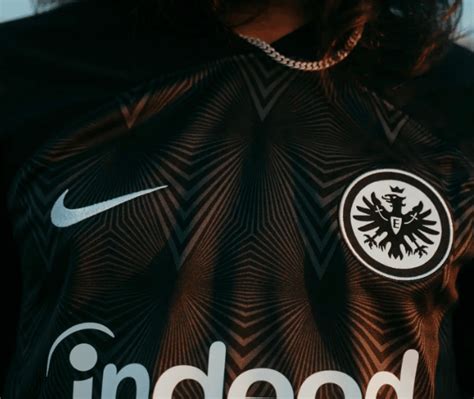 Eintracht Frankfurt Das Ist Das Neue Ausw Rtstrikot Fums Magazin