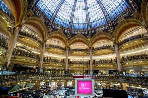 Galleries LaFayette | Travelsnapz | Travel photos and stories