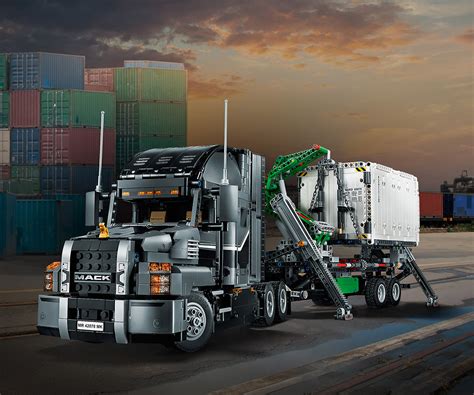 LEGO® Technic 42078 - Mack® Anthem™ | КОМСЕД