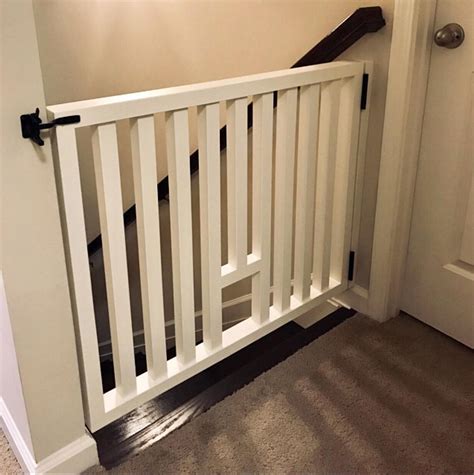 Diy Baby Gate With Cat Door Diy Closet Island