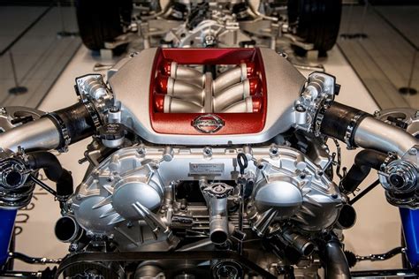 Meet The Four Craftsmen Who Build Nissan Gt R Engines Wvideo Carscoops