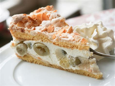 Stachelbeerkuchen Mit Baiser So Einfach Gelingt Der Kuchen Klassiker