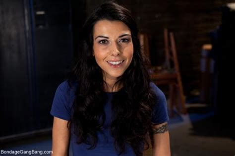 Nude Lou Charmelle Videos And Pictures Recent Posts Page Forumophilia PORN FORUM