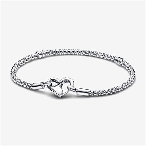 Pandora Moments Studded Chain Bracelet | Sterling silver | Pandora IE