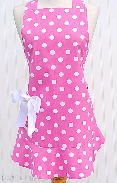 Cute & Easy Apron Pattern - Crazy Little Projects