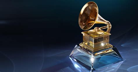 Descubre quién arrasó con las nominaciones al Grammys 2024 La Taza