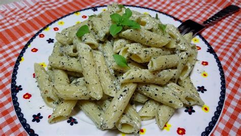 Pesto Soslu Makarna Nas L Yap L R Yemek