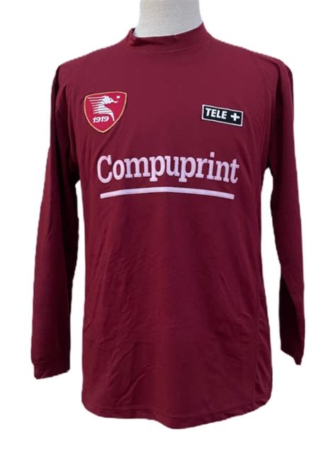 Salernitana 2000-01 Kits