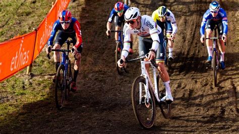 Missione Compiuta Per Mathieu Van Der Poel Sar In Prima Fila Al