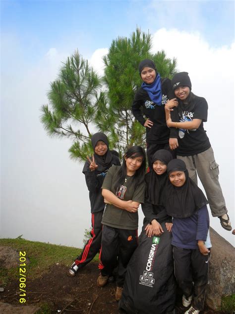 i'm just a kid: Perempuan Petualang