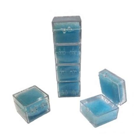 NovahDent Small Crown Veneer Boxes With Clear Base Inserted Foams