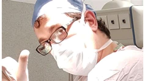 Dr Hernán López Caras