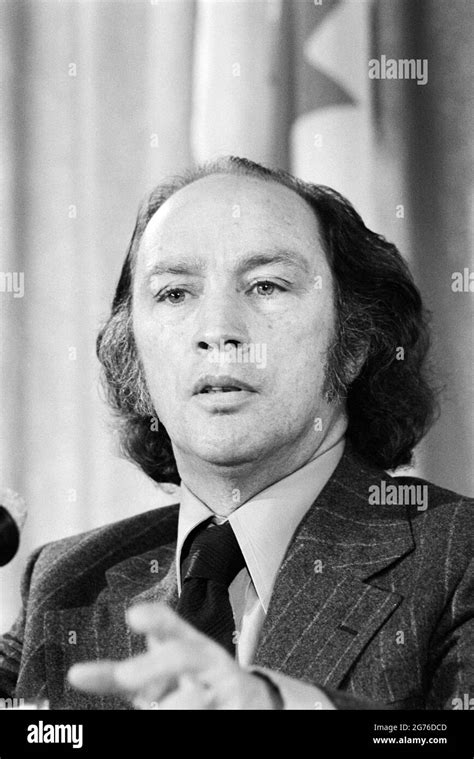 Pierre trudeau 1970 hi-res stock photography and images - Alamy