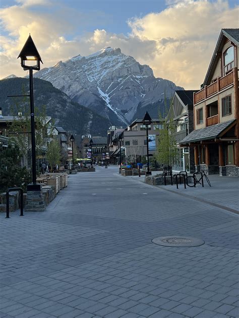 Beautiful downtown Banff : r/Banff