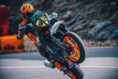 The Menacing Ktm Smt Revealed Superbike Photos