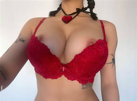 Julzthefools Nude OnlyFans Leaks Fappening FappeningBook