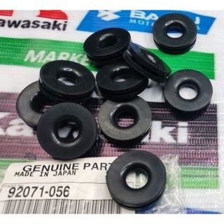 Kawasaki Barako 1 Barako 2 Side Cover Grommet Per Pc 92071 056