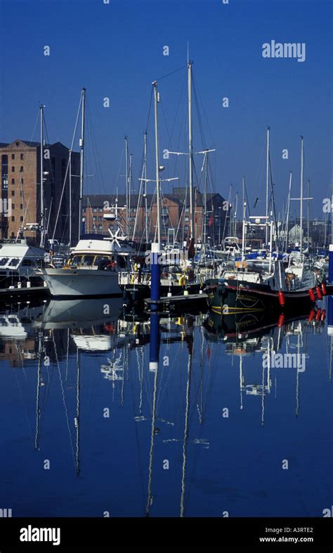 Hull Marina East Yorkshire Stock Photo Alamy