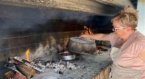 Agnello E Patate Sotto Il Coppo Il Piatto Tipico Abruzzese Dal Sapore